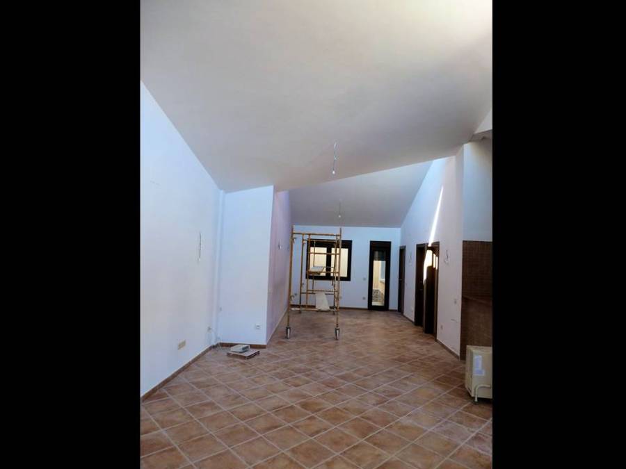 VIVIENDA UNIFAMILIAR EN ZAPARDIEL DE LA RIBERA  (AVIILA)