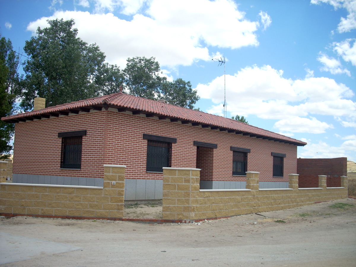 Vivienda Unifamiliar. Fuentes de Año. Avila