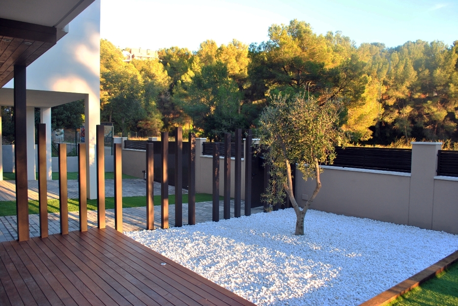 Vivienda unifamiliar. Jardín