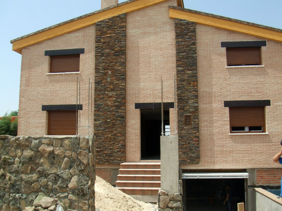 VIVIENDA UNIFAMILIAR PARACUELLOS