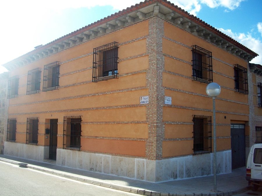 VIVIENDA UNIFAMILIAR