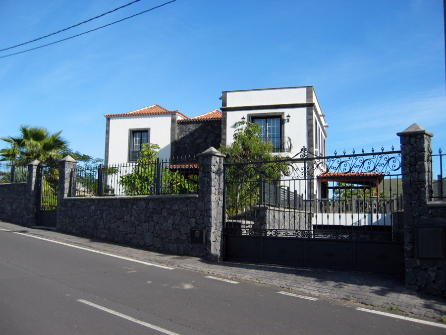 VIVIENDA UNIFAMILIAR 