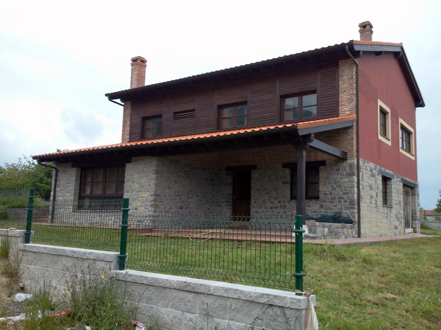 VIVIENDA UNIFAMILIAR