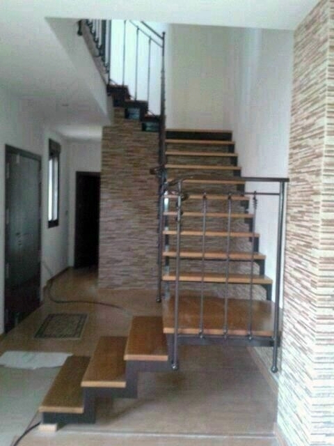 VIVIENDA UNIFAMILIAR