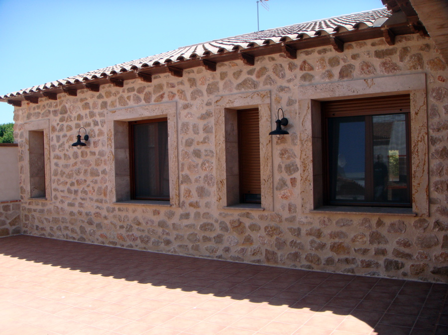 VIVIENDA UNIFAMILIAR