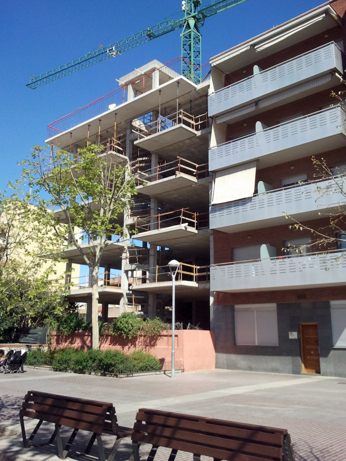 VIVIENDAS EN CORNELLÁ 