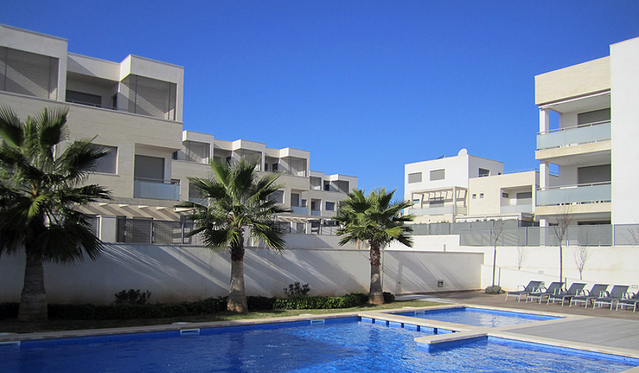 VIVIENDAS EN HILERA EN PORTOCOLOM