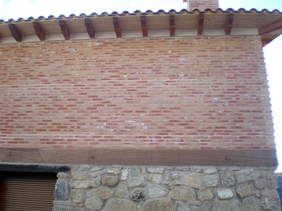 vuelos de tejado en madera