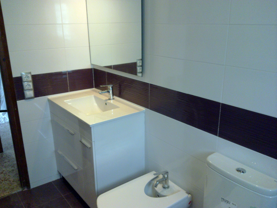 W.C COMPLETO EN CALAFELL