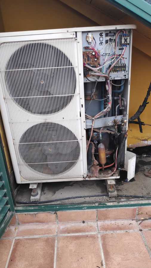 Reparación máquina aire acondicionado