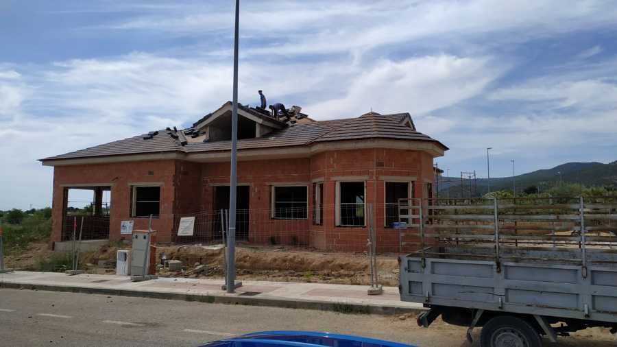 VIVIENDA UNIFAMILIAR