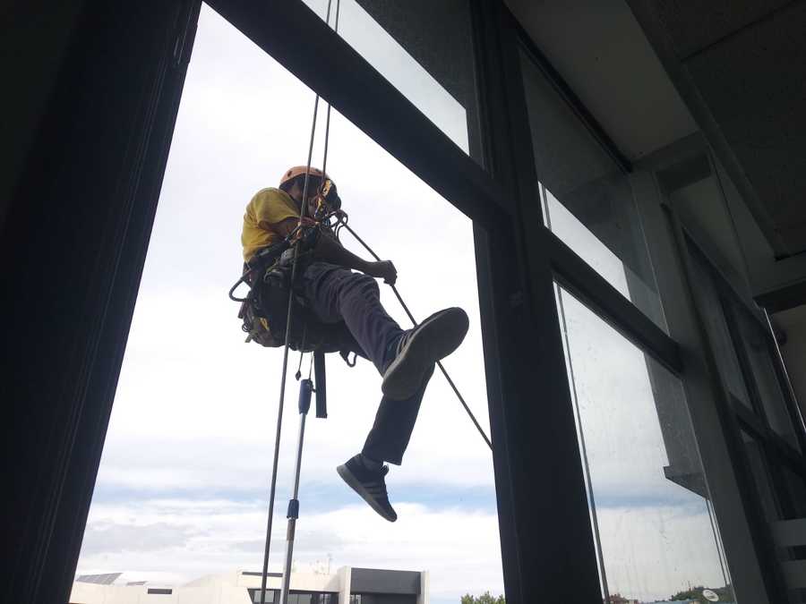 LIMPIEZA DE CRISTALES