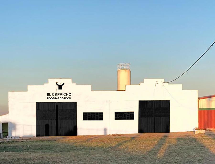 pintura de exterior y aplicacíon de vinilo