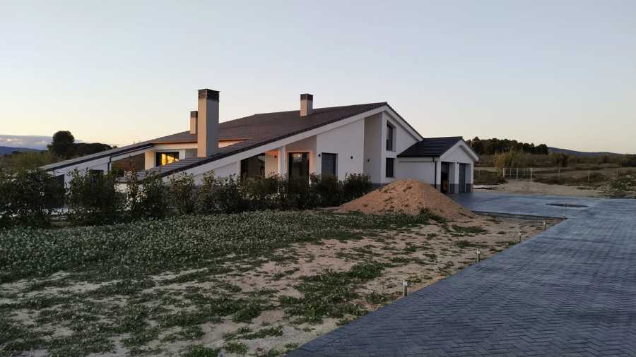 VIVIENDA UNIFAMILIAR