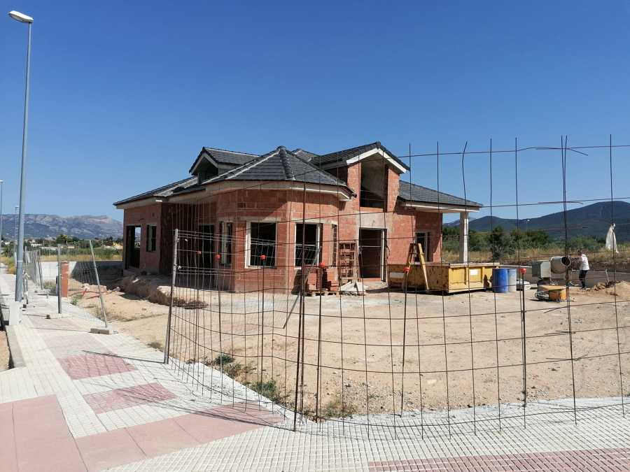 VIVIENDA UNIFAMILIAR