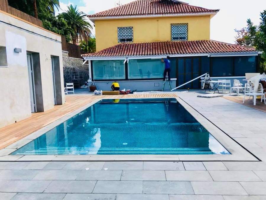 PISCINA EN FORMA RECTANGULAR