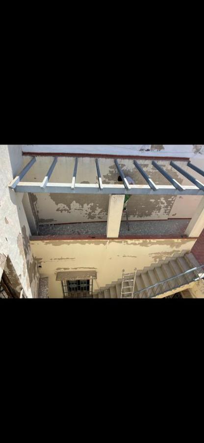 Pintura en patio interior