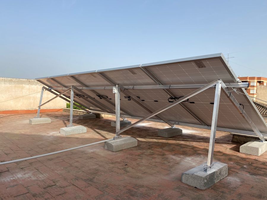 fotovoltaica autolastrada en chalet trasera