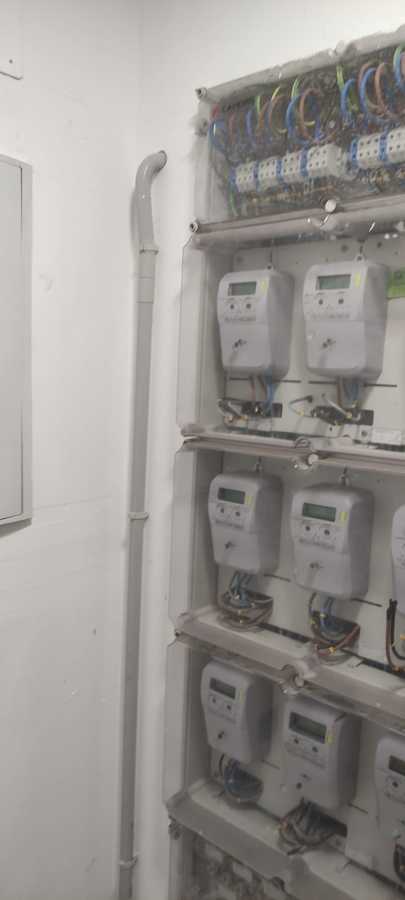 Entrada a centralizado para punto de recarga