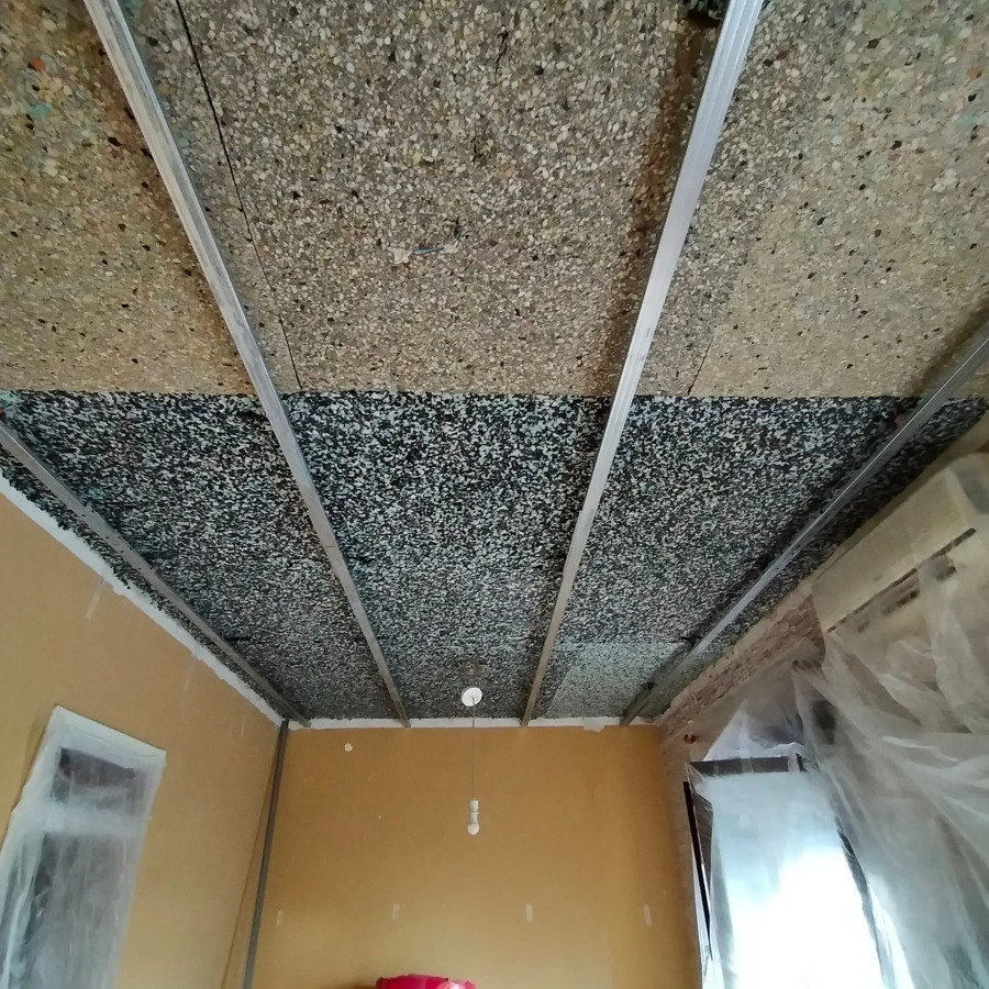 Proceso de insonorización acústica de techo