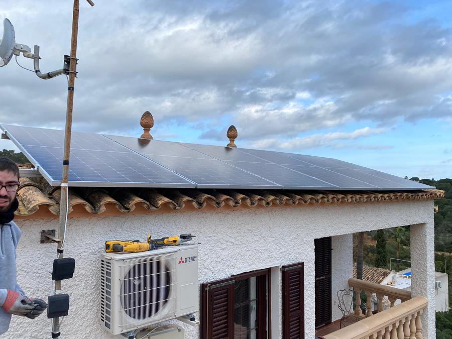 Instalación on grid 2 orientaciones Porto Cristo 5kw