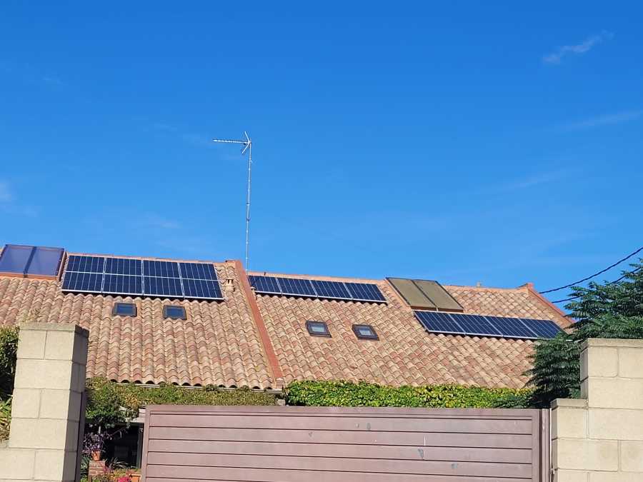 INSTALACIÓN FOTOVOLTAICA