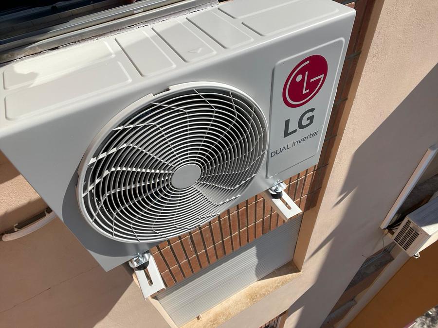 Exterior de aire acondicionado