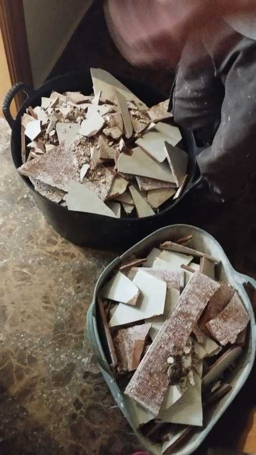 Demolición baldosa existente en Baño