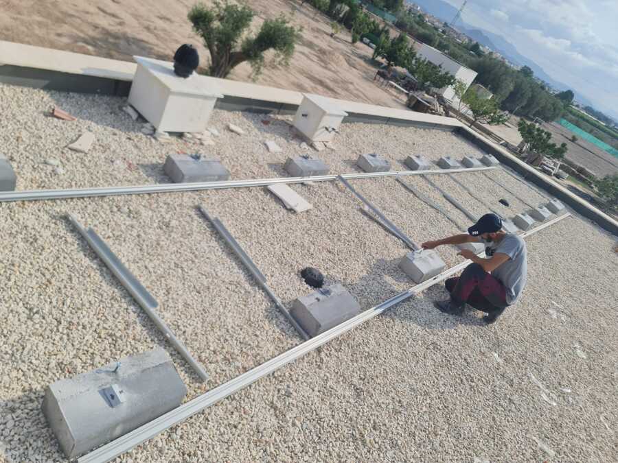 instalación fotovoltaica aislada