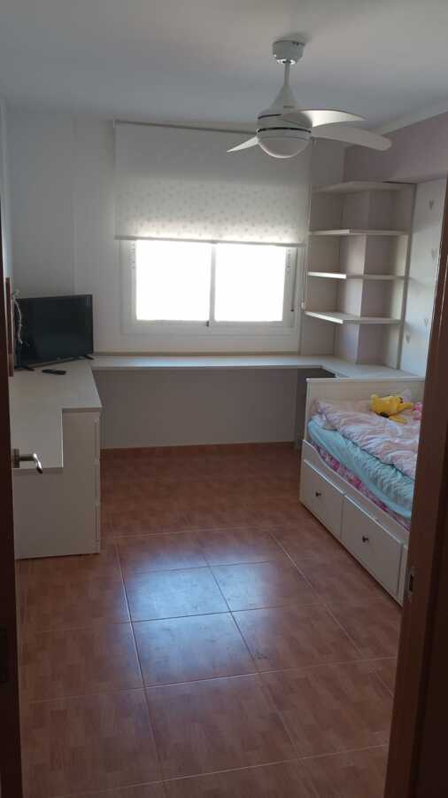 Estantería a medida de yeso laminado