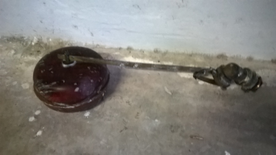 FLOTADOR ALIMENTACION ALJIBE