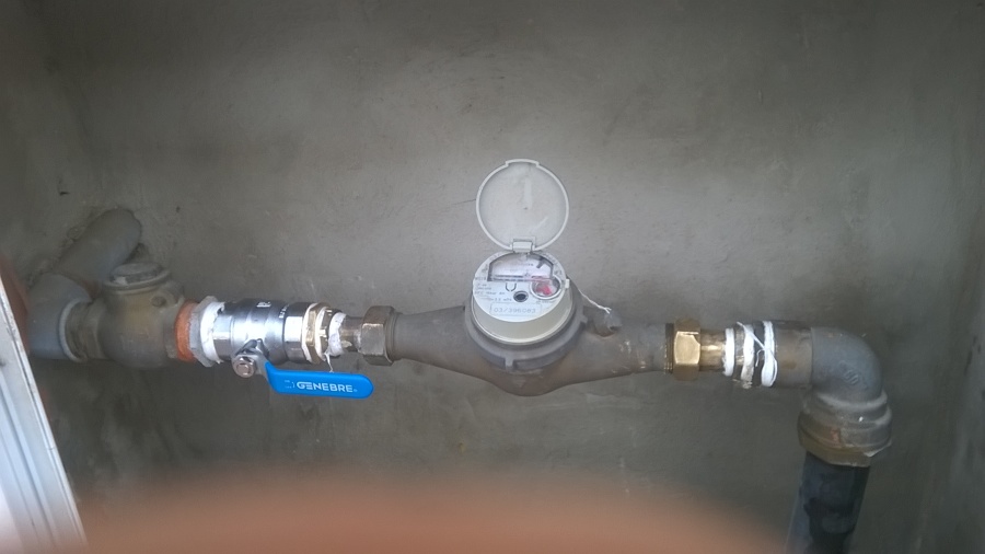 LLAVE DE PASO CONTADOR TOTALIZADOR