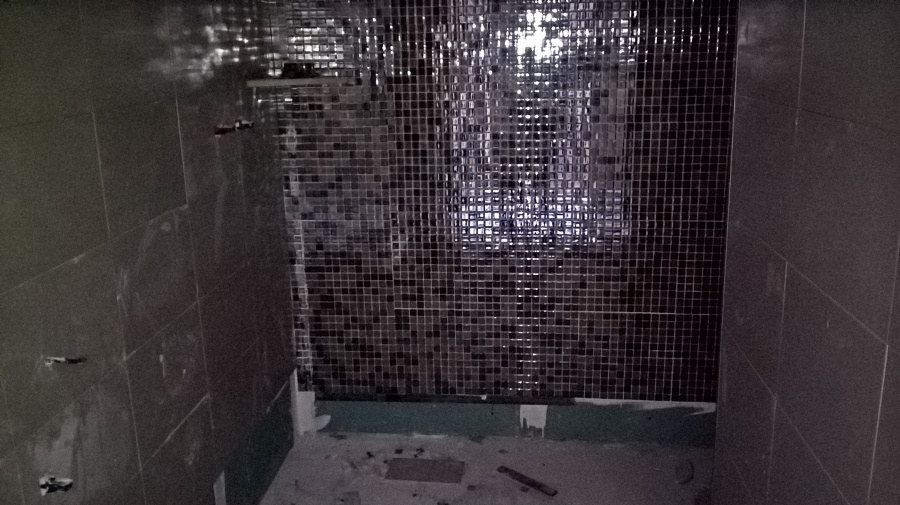 Alicatado con gres y gresite