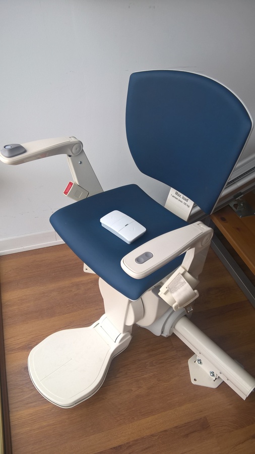 SILLA SALVAESCALERAS