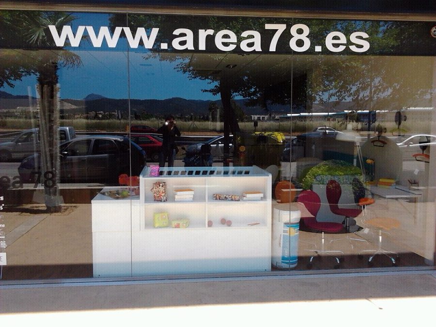 www.area78.es