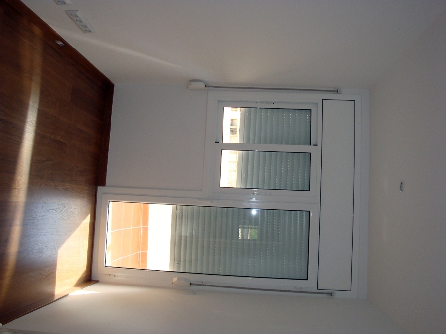 YOLANDA-CARLES, C/ FREDERIC SOLÉ