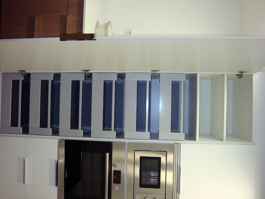 YOLANDA-CARLES, C/ FREDERIC SOLÉ