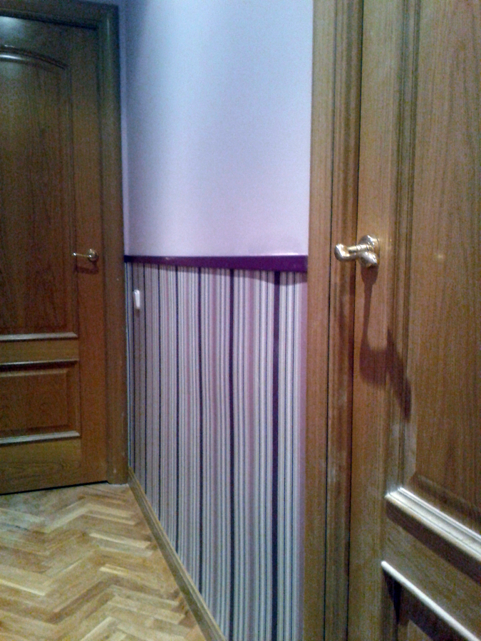 zócalo de papel pintado .detalle