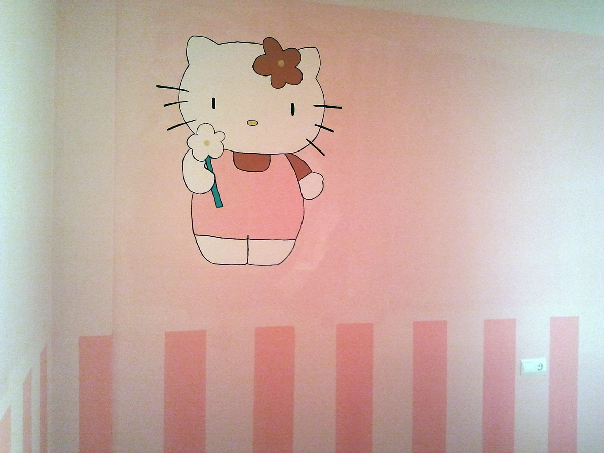 zocalo pintado y hello kitty pintada