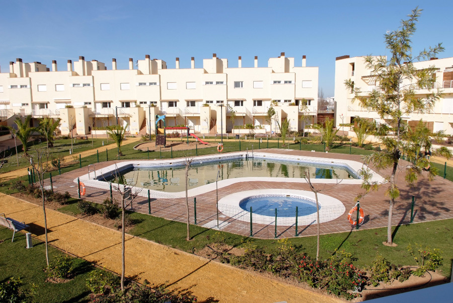 Zona Ajardinada. Urbanización Zaratí