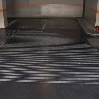 Suelo Tallado Antideslizante