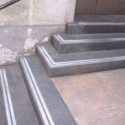 Escalera Tallado Antideslizante