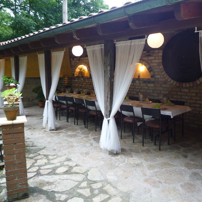 Comedor rustico,Puente Arroes.