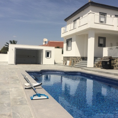 Casa reformada por fuera y dentro