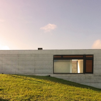 VIVIENDA UNIFAMILIAR