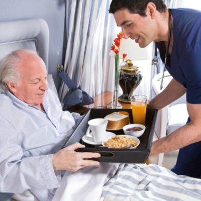 Ayuda en Hospital que ofrece TeleSerenidad