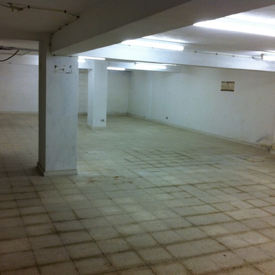 LOCALES-NAVES-PISOS-GARAJES