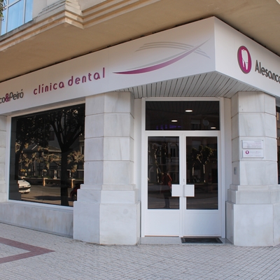 Reforma de bajo para clínica dental en Santo Domingo