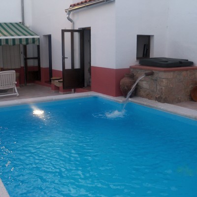 PISCINA EN PATIO