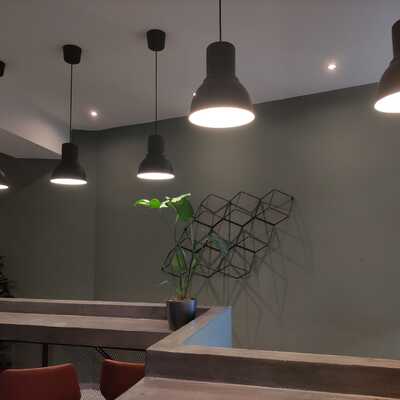 Instalación iluminación bar